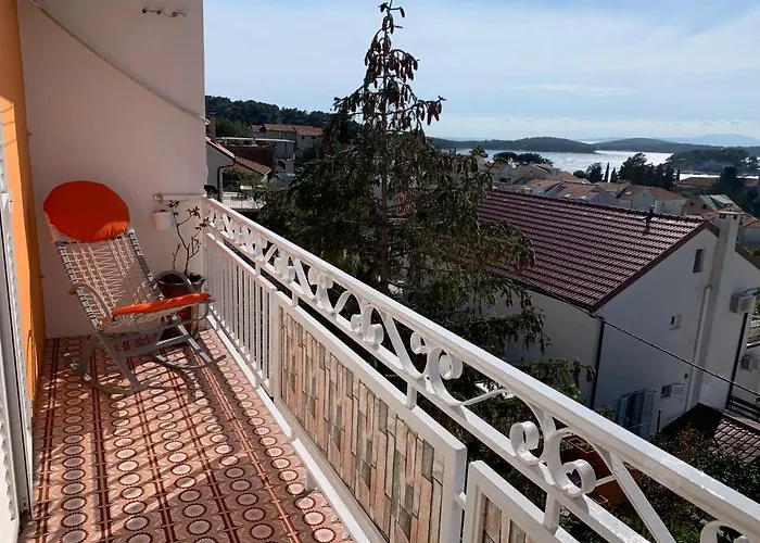 Апартаменти Elena 40 M2 With Beautiful Wide Sea Views 3 Stars