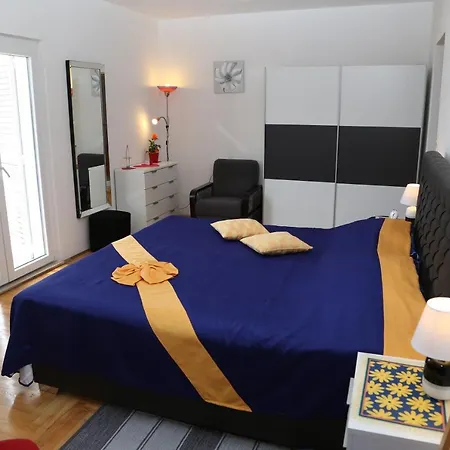 Elena 40 M2 With Beautiful Wide Sea Views 3 Stars Apartmán