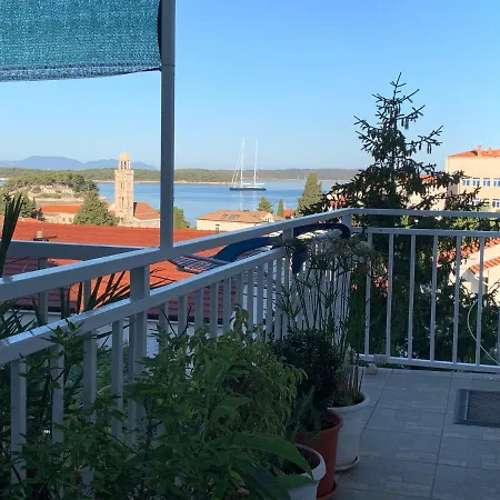 Elena 40 M2 With Beautiful Wide Sea Views 3 Stars