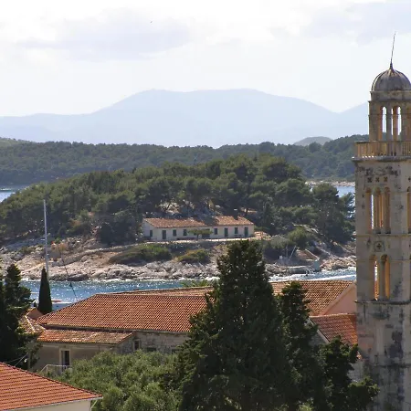 Elena 40 M2 With Beautiful Wide Sea Views 3 Stars Apartman Hvar Town