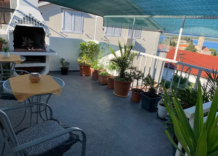 Elena 40 M2 With Beautiful Wide Sea Views 3 Stars